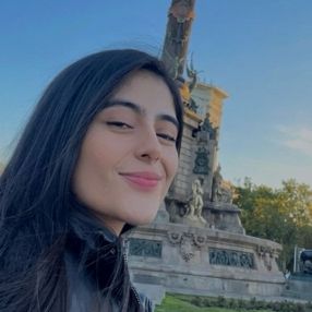 Lina pineda, Niñera o canguro en Ciempozuelos