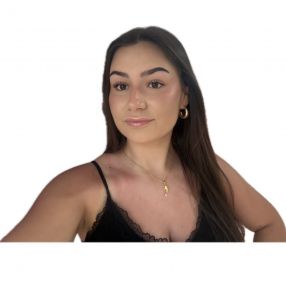 Edurne, Babysitter in Almassora