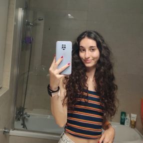 Noelia, Niñera o canguro en Ejea de los Caballeros
