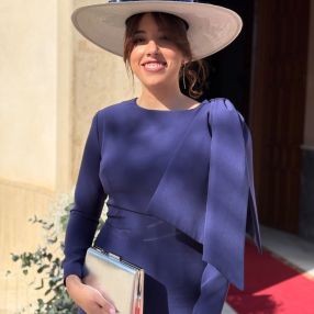 Cristina, Niñera o canguro en Jijona