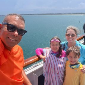 Gustavo, Family in Ayamonte