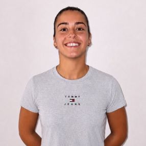 Marta, Niñera o canguro en Navalcarnero