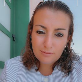 Jennyfer, Niñera o canguro en Aracena