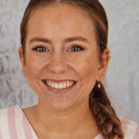 Noemi, Niñera o canguro en Marbella