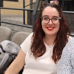 Leire, Niñera o canguro en Albatera