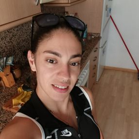Laia Gabarró, Babysitter in Valls