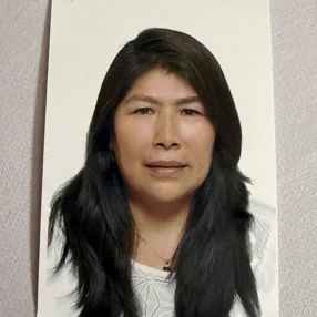 Cornelia, Niñera o canguro en Callosa de Ensarriá