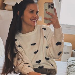 Dayana, Niñera o canguro en Teulada