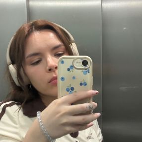 Lucia, Babysitter in San Fernando