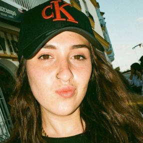 Irati, Niñera o canguro en Barrio Nuevo