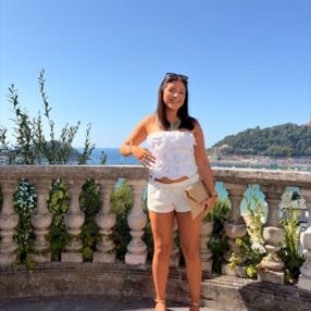 Leire, Babysitter in Lasarte-Oria
