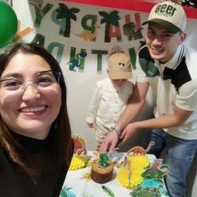 Alejandra, Familia en Badalona