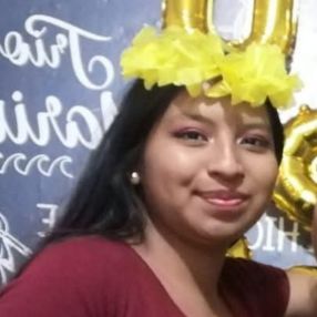 Mary Laura, Niñera o canguro en Escalona del Alberche