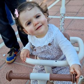Ainara, Familia en San Javier