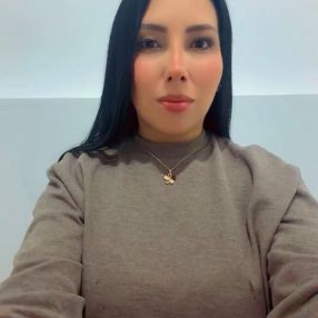 Angela, Babysitter in Yeles