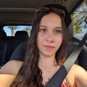 Fabiola, Niñera o canguro en Cabezo de Torres