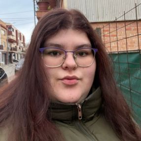 Tiffany, Babysitter in Sant Pere