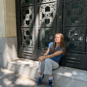 Isabel, Niñera o canguro en Sevilla la Nueva