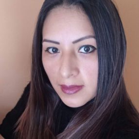Karina, Niñera o canguro en Yunquera de Henares
