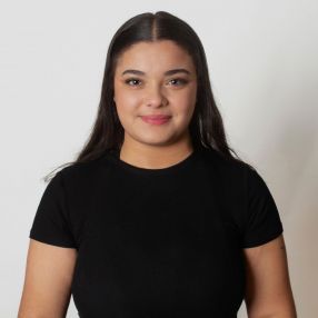 Beatriz, Niñera o canguro en Puentedeume
