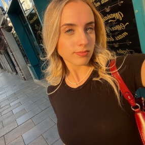 Carla, Niñera o canguro en Humanes de Madrid