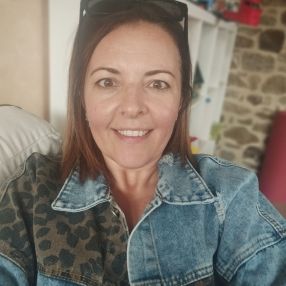 María, Niñera o canguro en Carballo