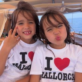 Isadora, Family in Barcelona