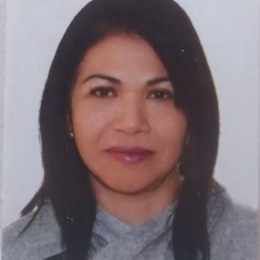Maigualida, Babysitter in Puçol