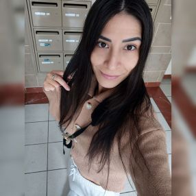 Mariana, Niñera o canguro en Móstoles
