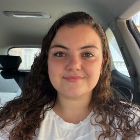 Paula, Babysitter in Moncada