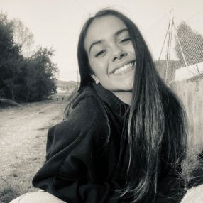 Julia, Niñera o canguro en Ordes