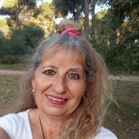 Marisol, Niñera o canguro en Benacazón