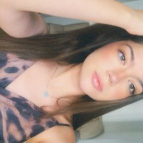 Ximena, Niñera o canguro en Retamar