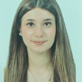 Adriana, Babysitter in Cabezón de Pisuerga