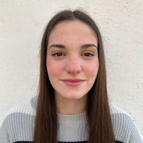 Ana, Babysitter in María de Huerva