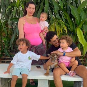 Omari, Family in Estepona