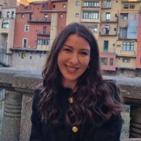 Alba, Babysitter in Argamasilla de Alba