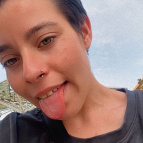 Elizabeth, Niñera o canguro en Meco