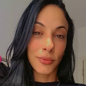 Lorena, Niñera o canguro en Ayora