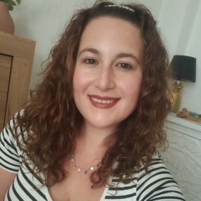 Melanie, Niñera o canguro en San Vicente del Raspeig