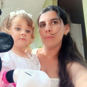 Daylin, Niñera o canguro en Sagunt