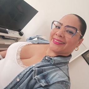 Mireya, Babysitter in La Alcudia