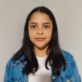 Scarlett, Niñera o canguro en Ribeira