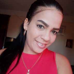 Rosario, Niñera o canguro en Tarancón