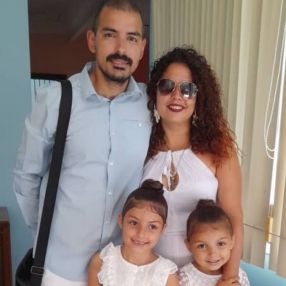 Leyanis, Familia en Los Villares