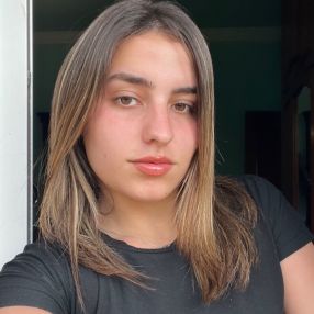 𝐌𝐢𝐫𝐢𝐚𝐦, Niñera o canguro en Agaete