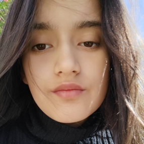 Alejandra, Niñera o canguro en Alberite