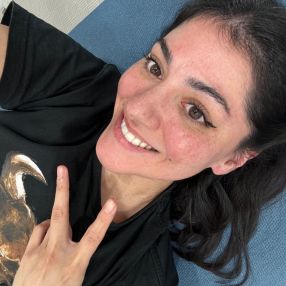 Gisele, Niñera o canguro en Gavà