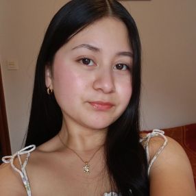 Natasha, Niñera o canguro en Vergara