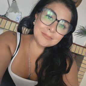 Silvia, Niñera o canguro en Lebrija